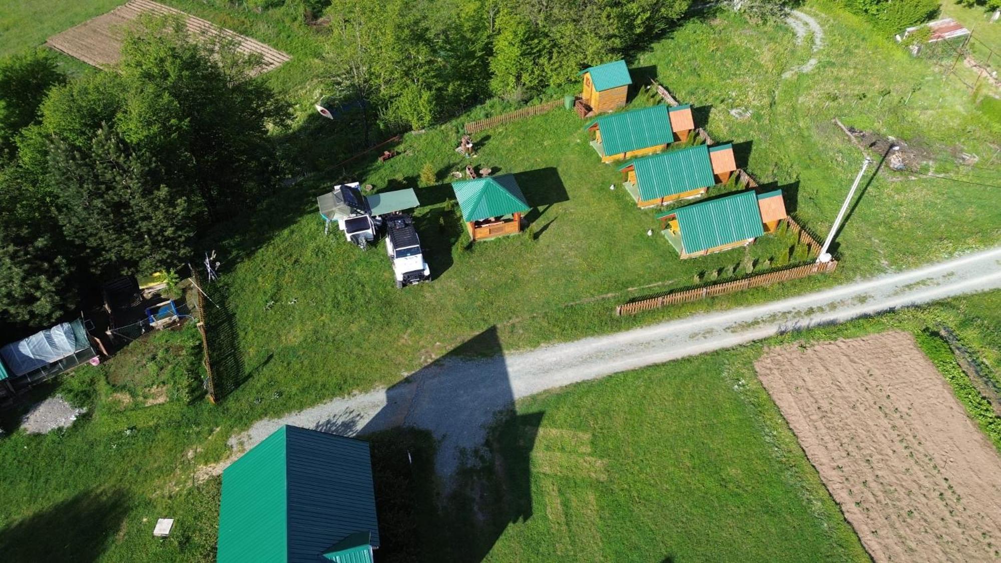 Konaci Oceva Zemlja Bungalovi Konaci Oceva Zemlja Vikendica โมจโคแวก ภายนอก รูปภาพ
