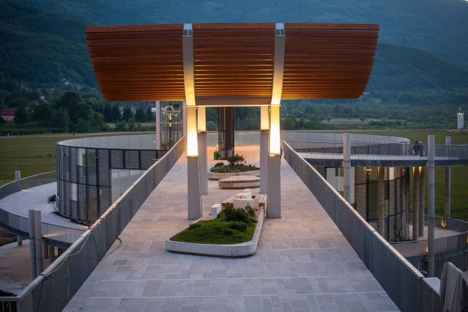 Konaci Oceva Zemlja Bungalovi Konaci Oceva Zemlja Vikendica โมจโคแวก ภายนอก รูปภาพ