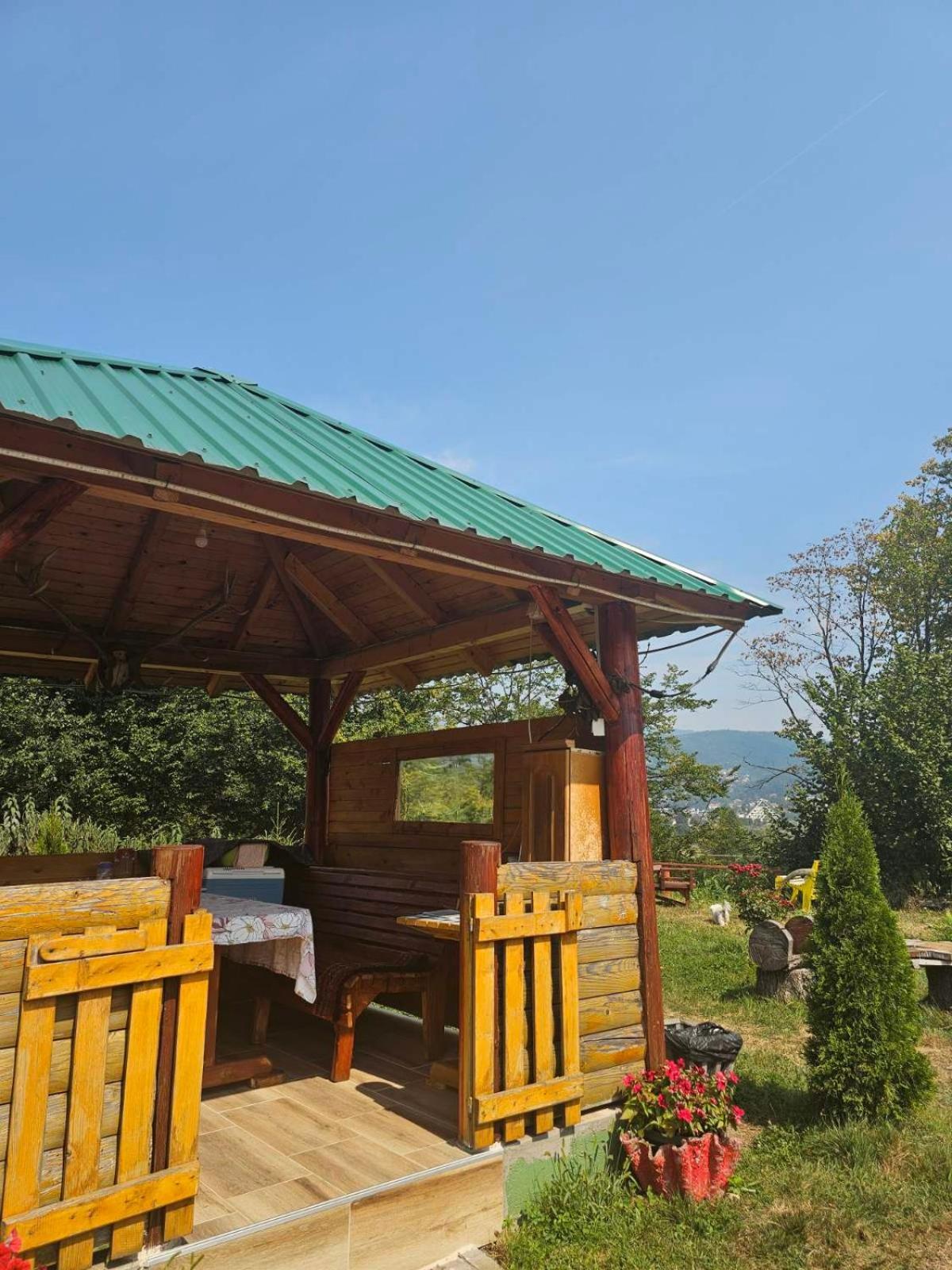 Konaci Oceva Zemlja Bungalovi Konaci Oceva Zemlja Vikendica โมจโคแวก ภายนอก รูปภาพ