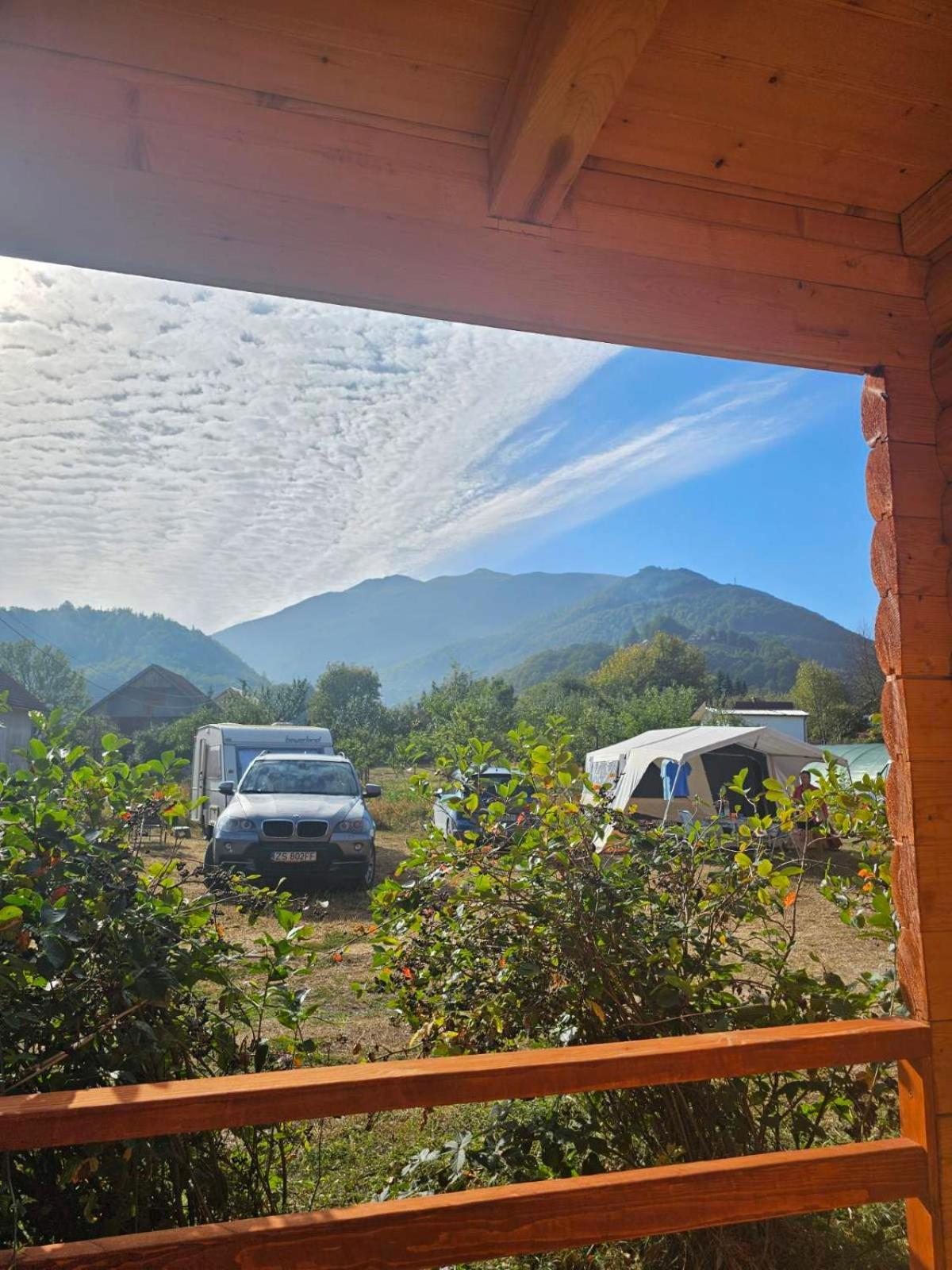 Konaci Oceva Zemlja Bungalovi Konaci Oceva Zemlja Vikendica โมจโคแวก ภายนอก รูปภาพ